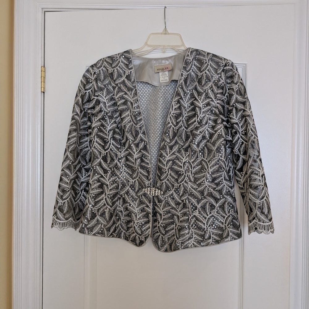 Silver Embroidery Women's Jacket With Diamond Clips Size Medium